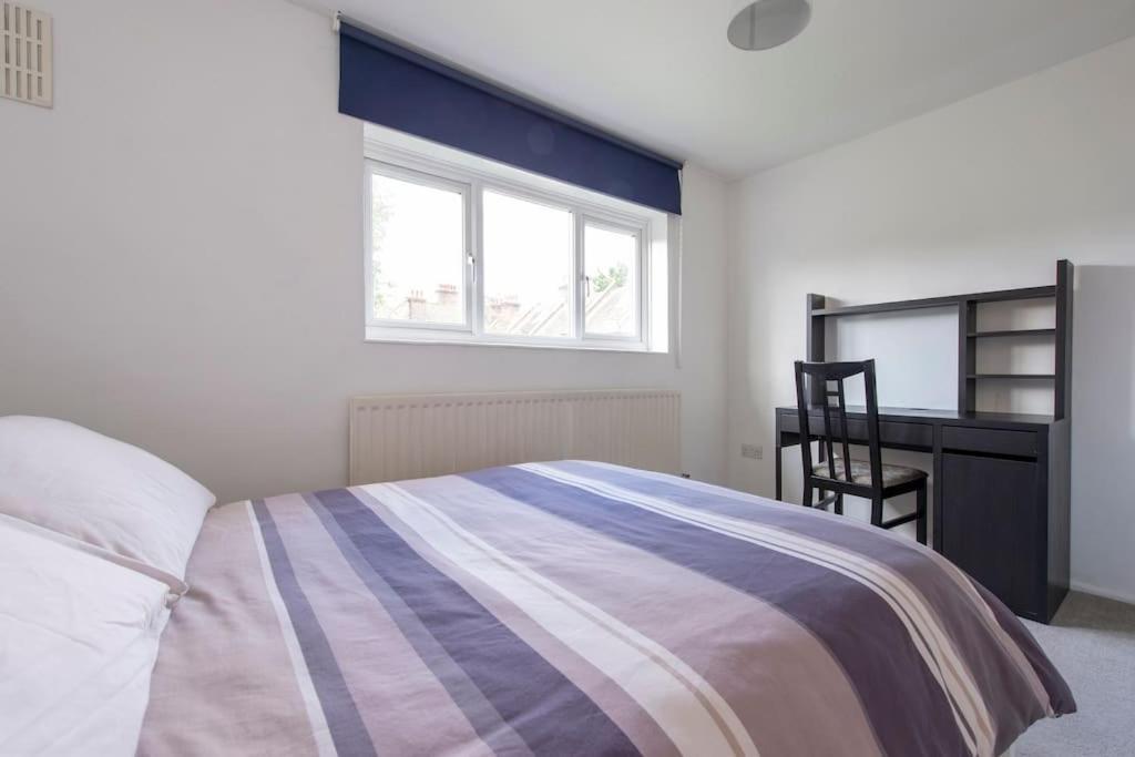 Lovely 2-Bed 15 Minutes To Central Londra Exterior foto