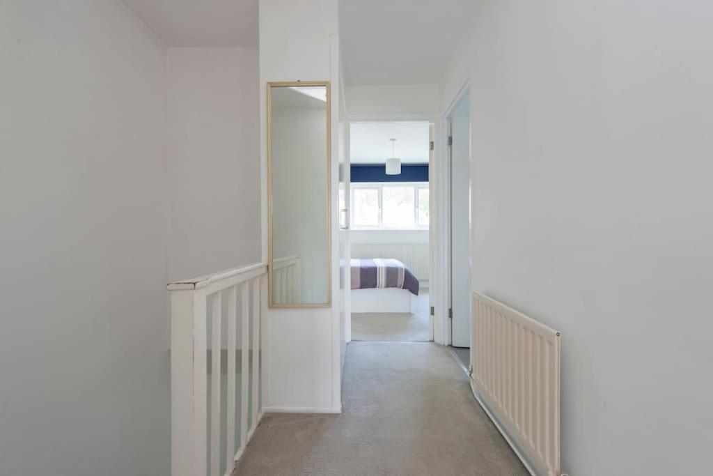 Lovely 2-Bed 15 Minutes To Central Londra Exterior foto